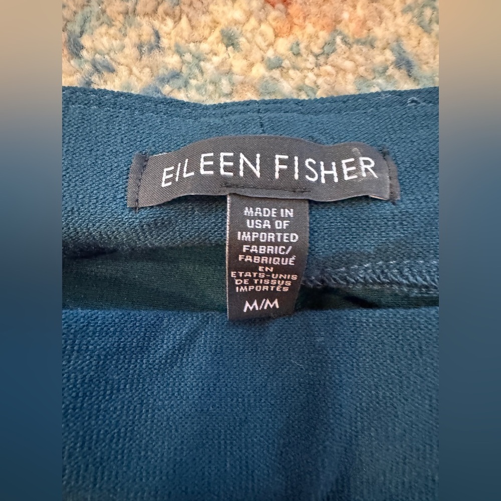 Eileen Fisher Stretch Crepe Ankle Pants
Size Medium - Picture 4 of 5
